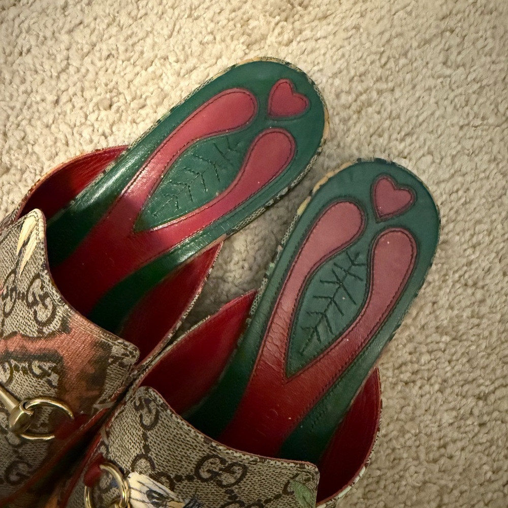 Gucci Multicolor Parrot Print Mules - Picture 2 of 4